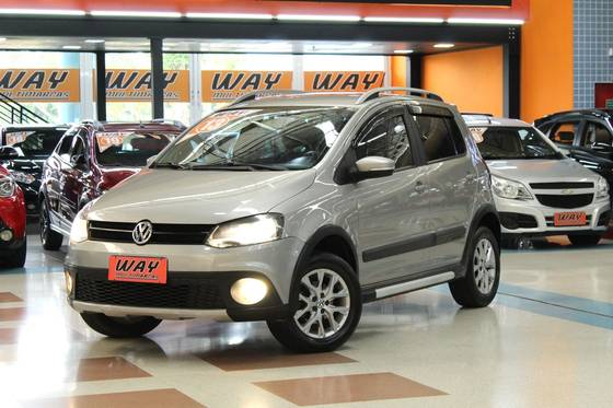 VOLKSWAGEN CROSSFOX 1.6 MI FLEX 8V 4P MANUAL